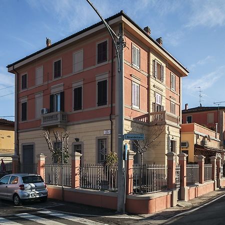 Sant'Orsola Suites Apartments Bologna Exterior photo